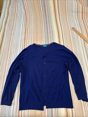 Cielo Women's Navy Button-Up Cardigan